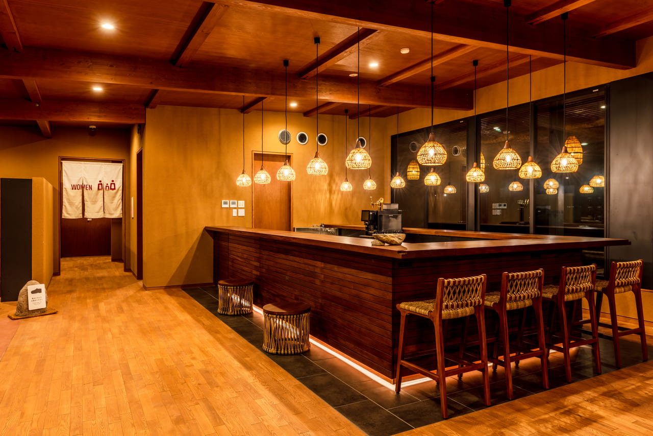 バーカウンター