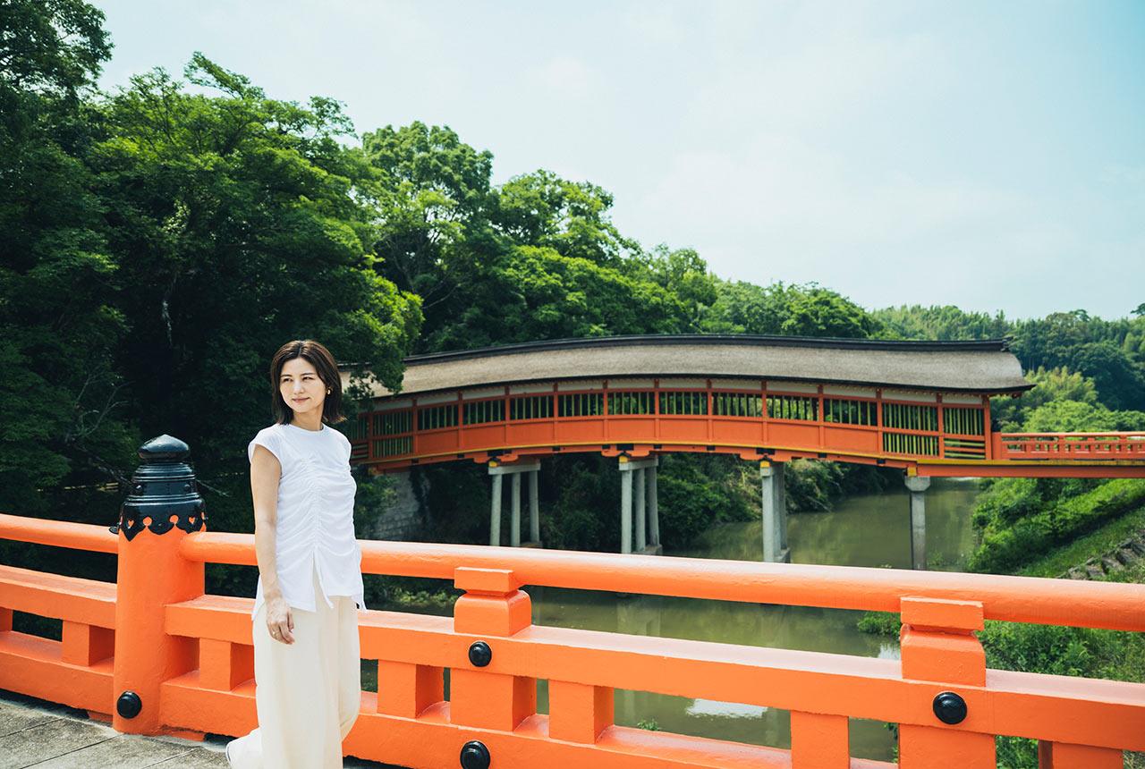 神橋と奥に見える呉橋（くれはし）