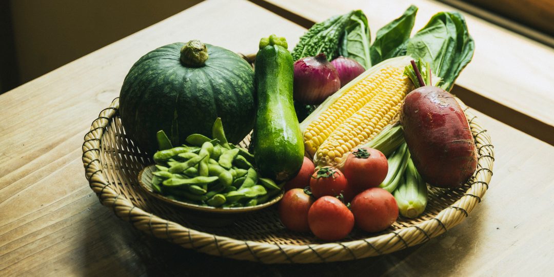 〈旅庵蕗薹〉で食事に使われる朝採れの夏野菜