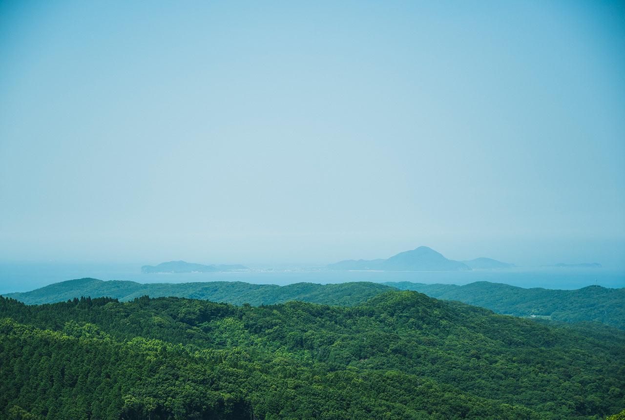 瀬戸内海と姫島を見下ろす遠景