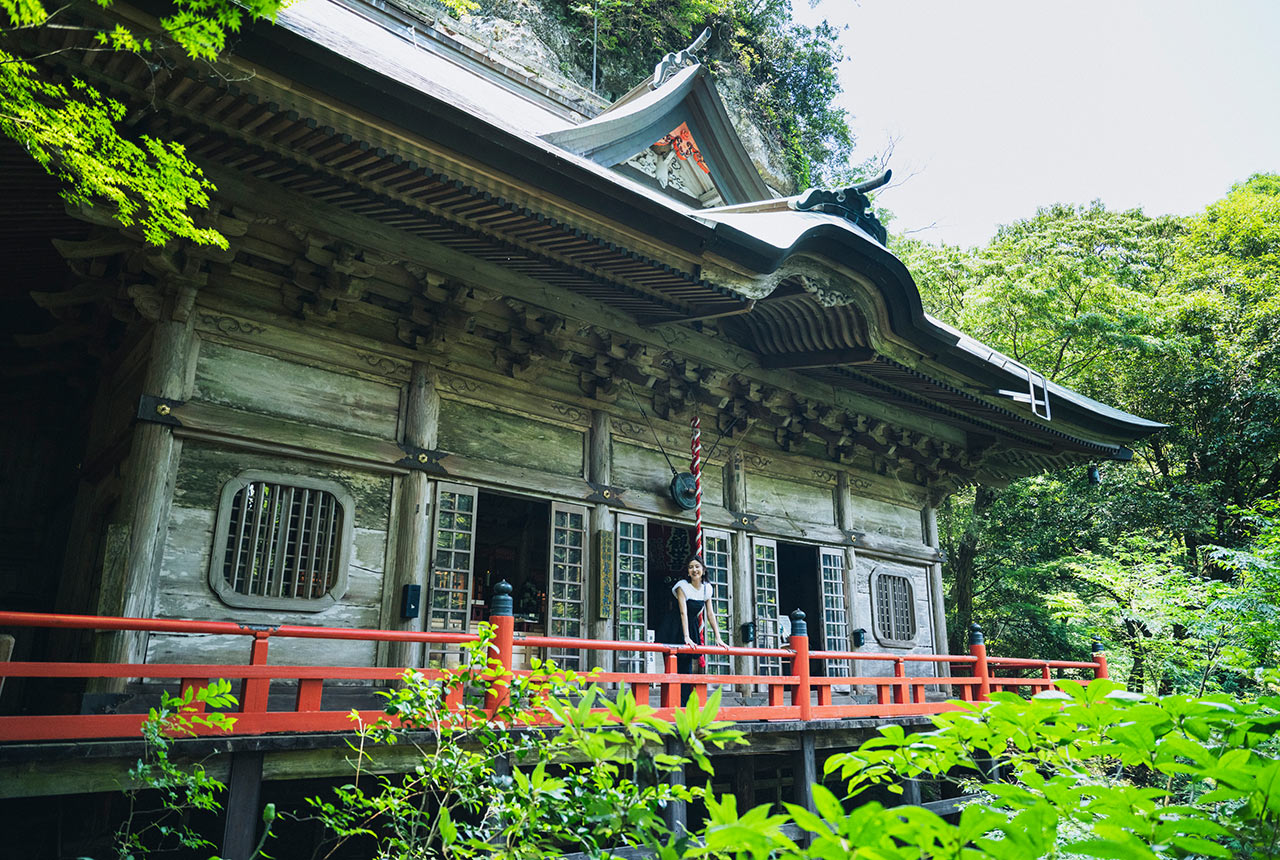 「奥の院」の外観