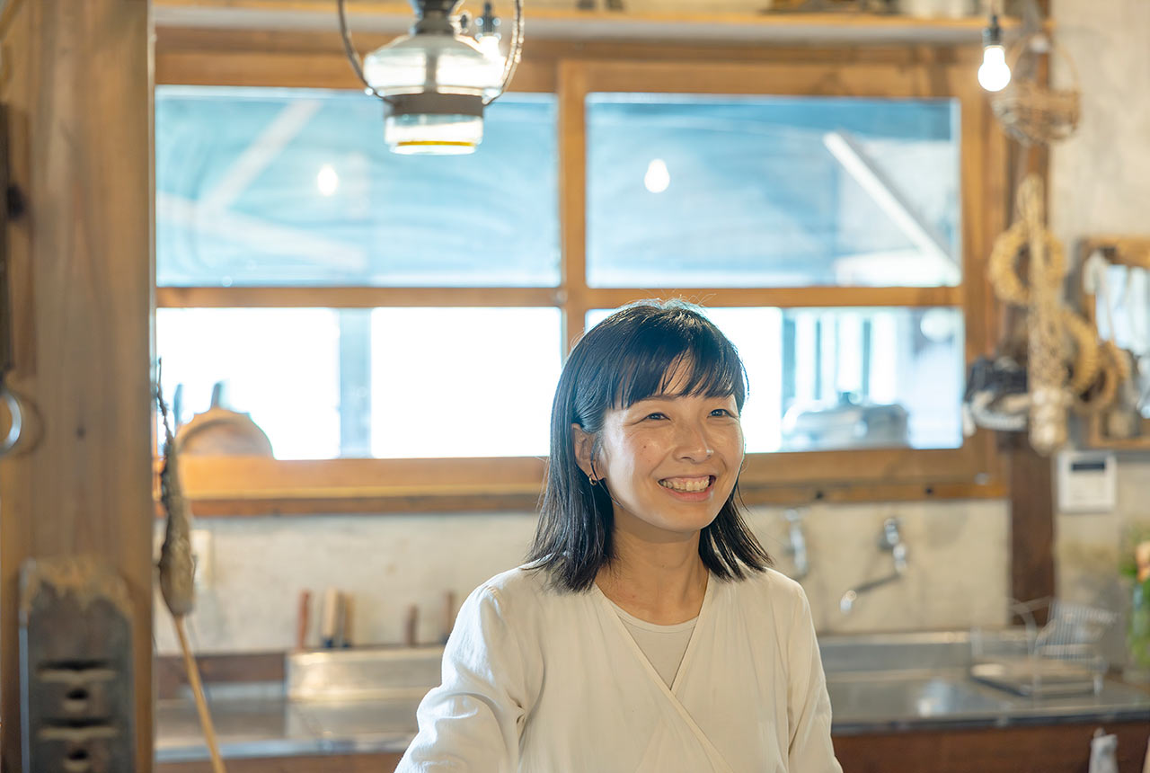 談笑中の奈々絵さん