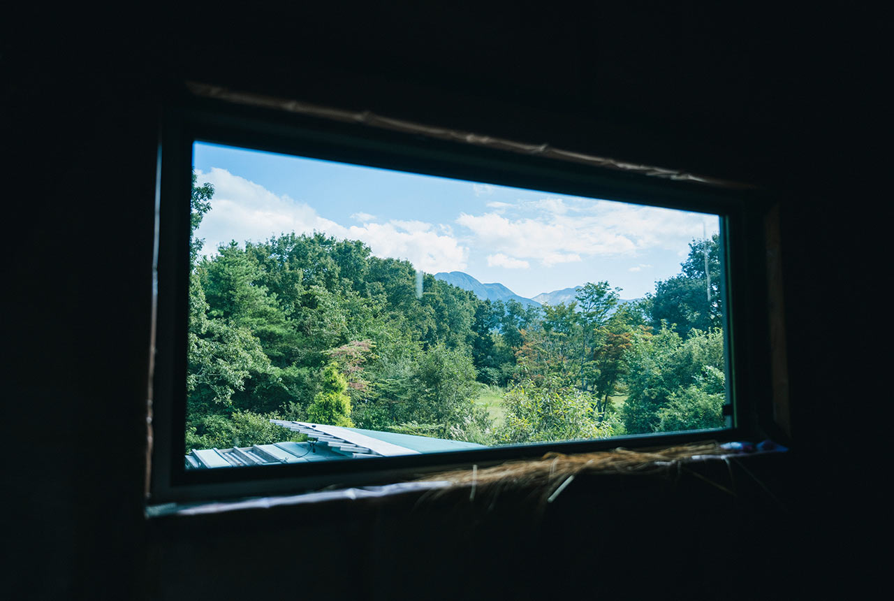 窓から見えるくじゅうの山々