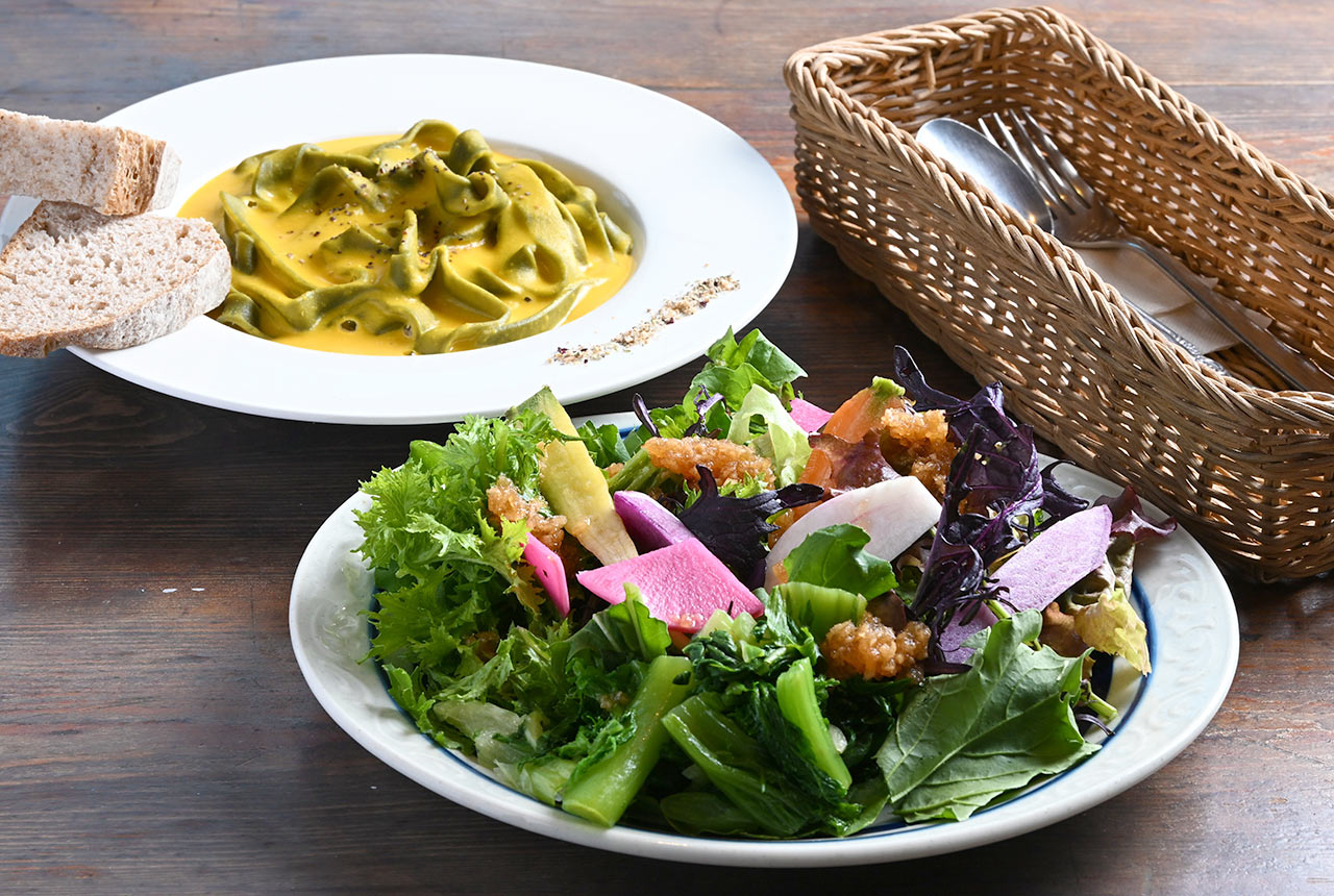 〈yadokari cafe〉の「パスタランチ」