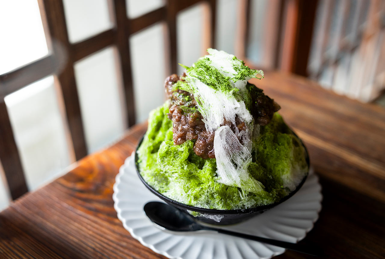〈茶房 信濃屋〉の宇治抹茶金時