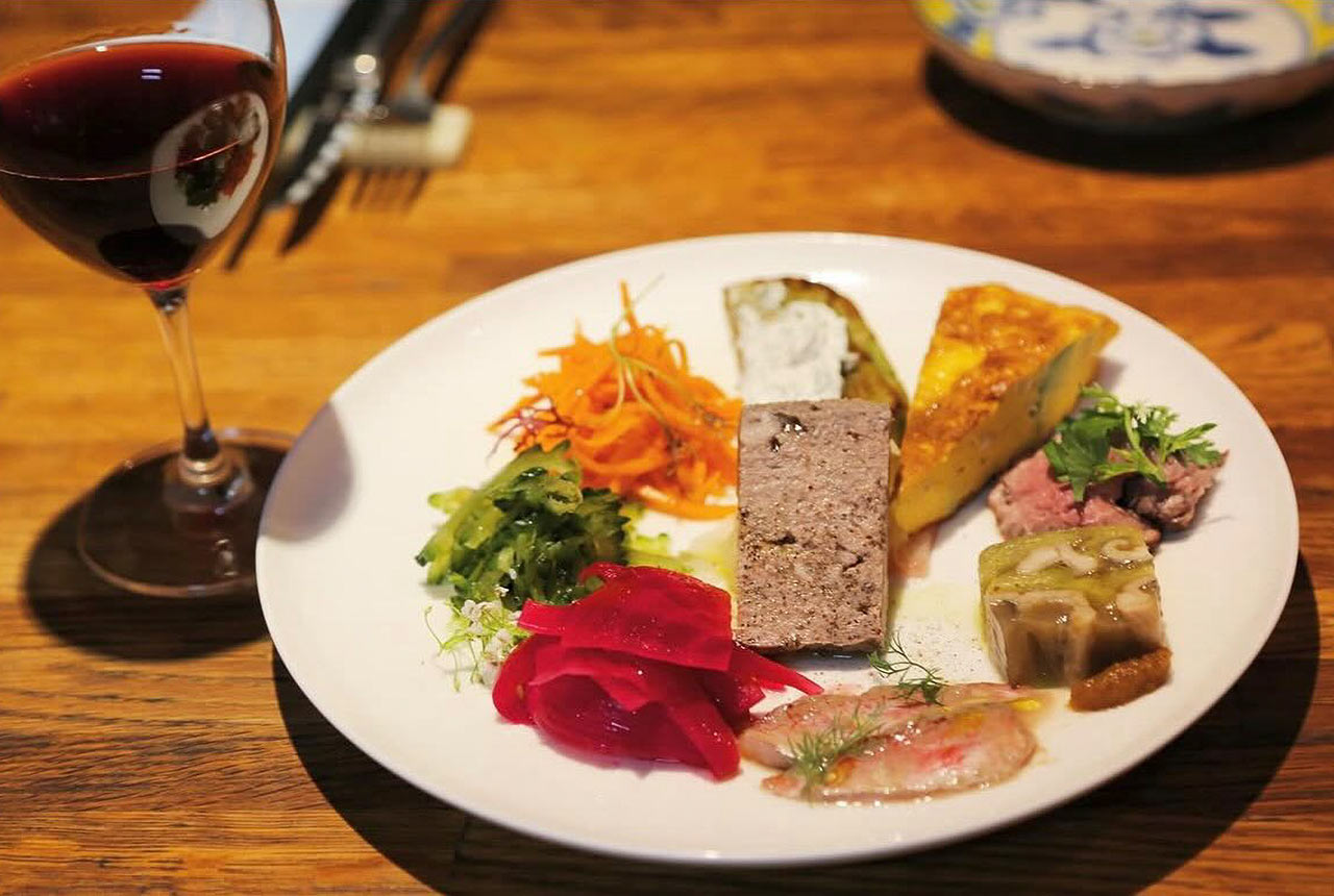 〈Bistro le jiu 慈雨〉の前菜盛り合わせ