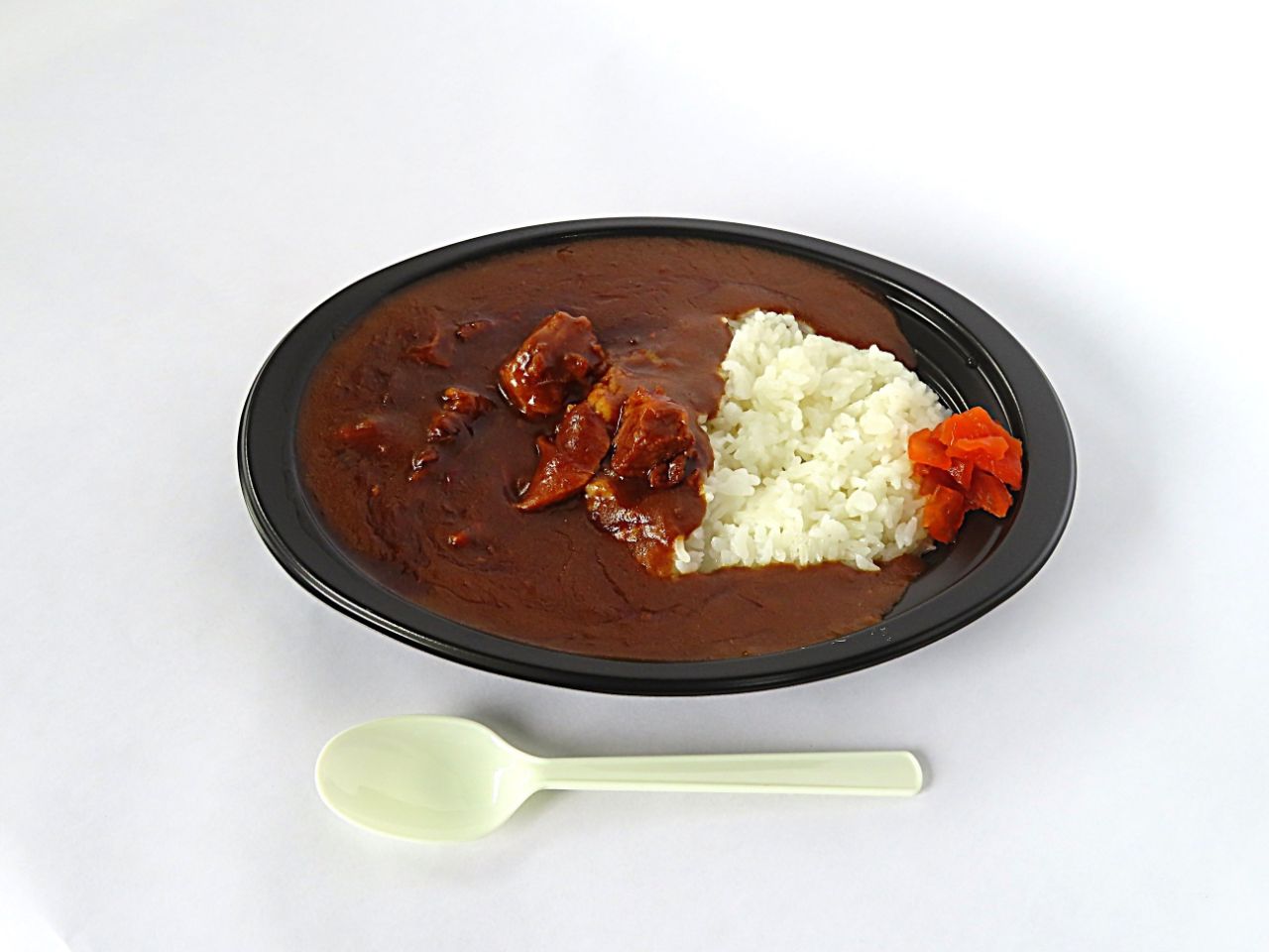 るるパーク　牛すじカレー