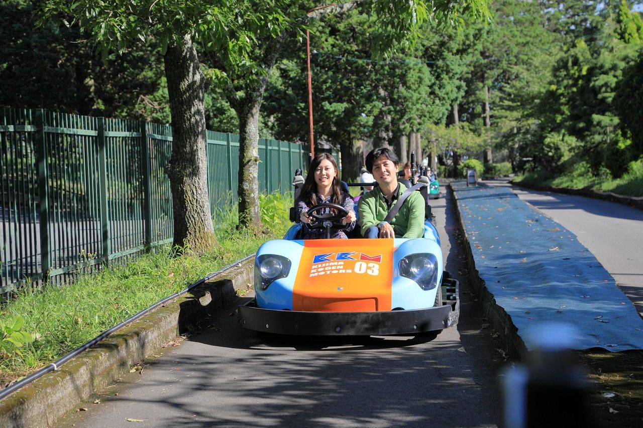 雨の日でもOKのゴーカート。