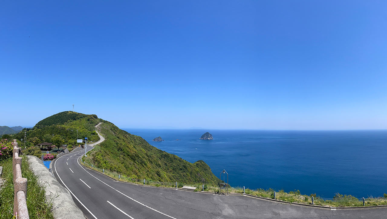 豊後水道を臨む道のり