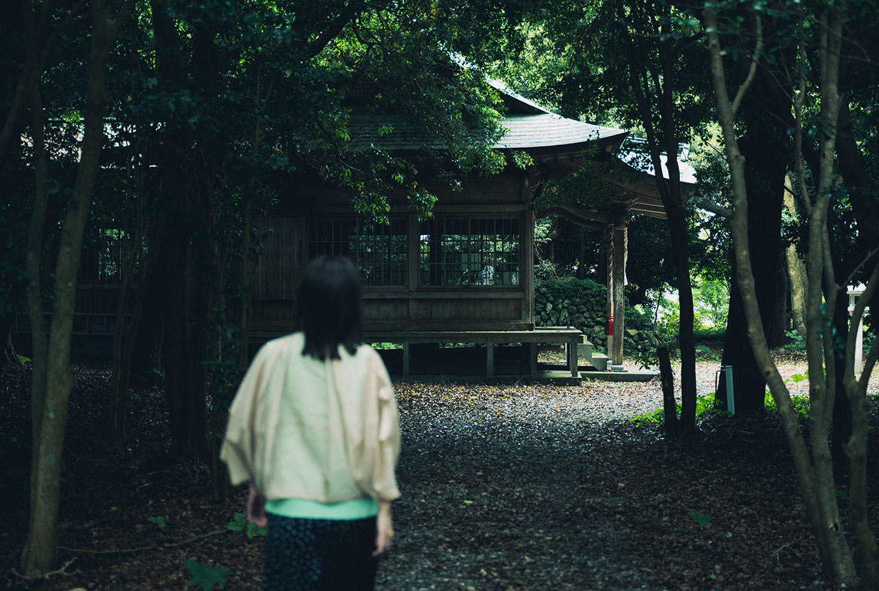 江武戸神社の本堂が見えてくる